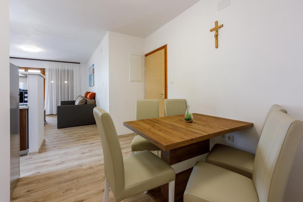 House View Apartment Novi Vinodolski Exterior photo